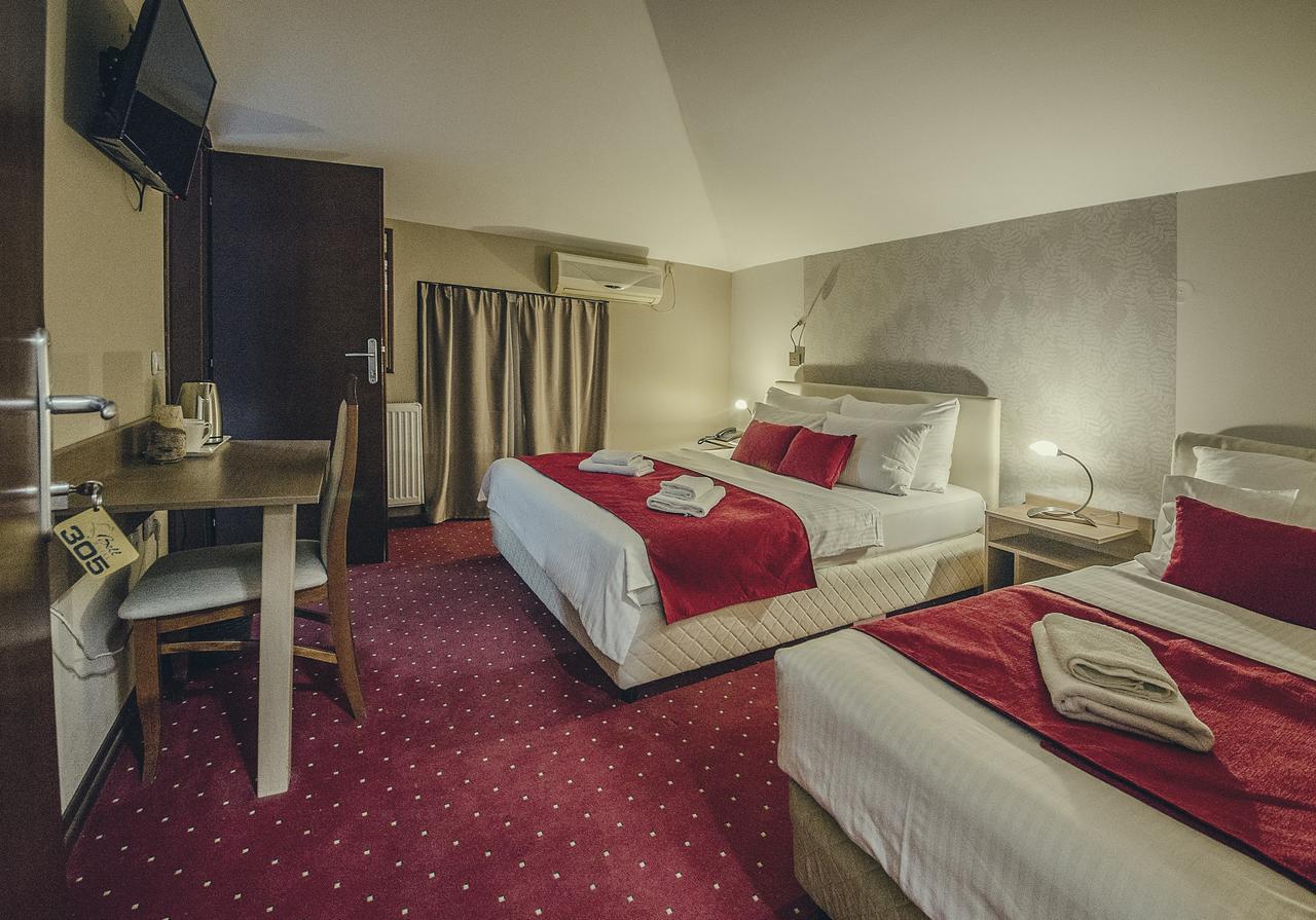Hotel Bell Лесковац Екстериор снимка